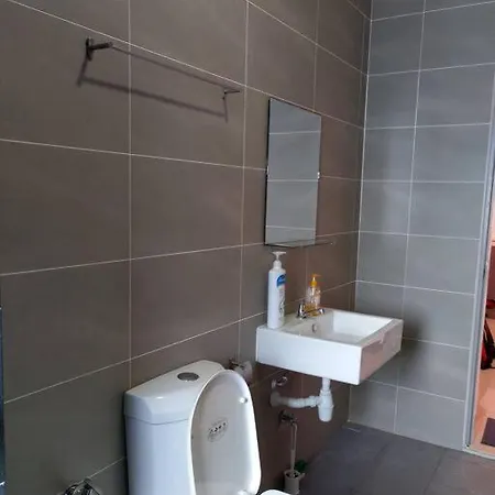 Ha1004 -Cyberjaya-Netflix-Wifi-Parking-Swimming Pool-Gym, 3022 Apartment Exterior photo
