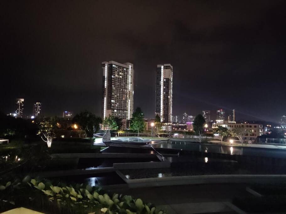 Apartment Ha1004 -cyberjaya-netflix-wifi-parking-swimming Pool-gym, 3022