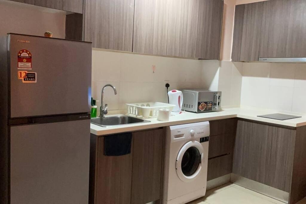 Ha1004 -cyberjaya-netflix-wifi-parking-swimming Pool-gym, 3022 Cyberjaya